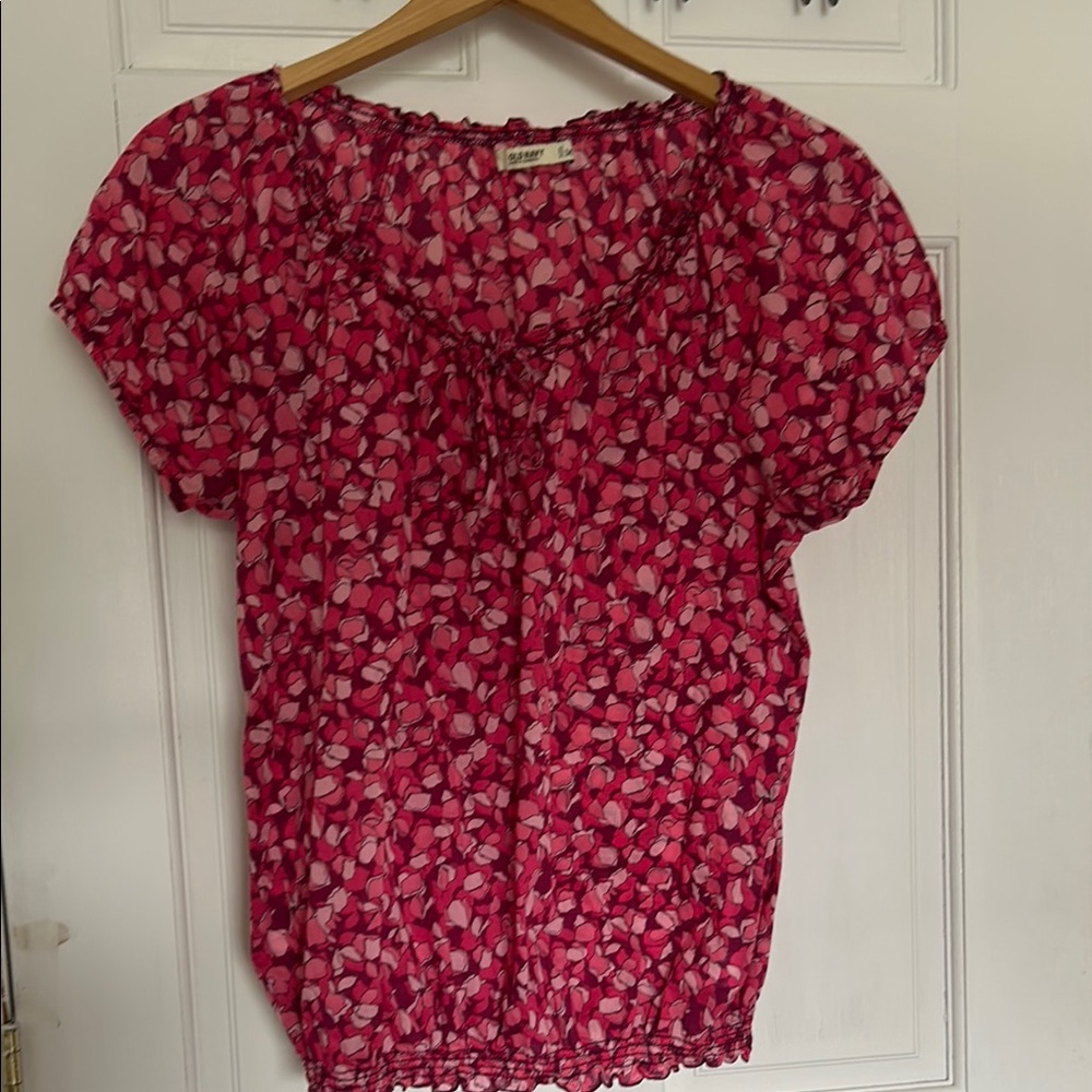 Old Navy Red Puff Sleeve Blouse